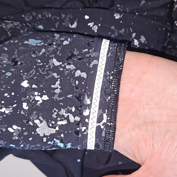 Lululemon Speed Wunder Tight 28", Size 4 - Picture 11 of 15